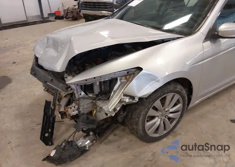 2011 Honda Accord 2.4 Ex-L из США, поврежденный, VIN 1HGCP2F83BA044509